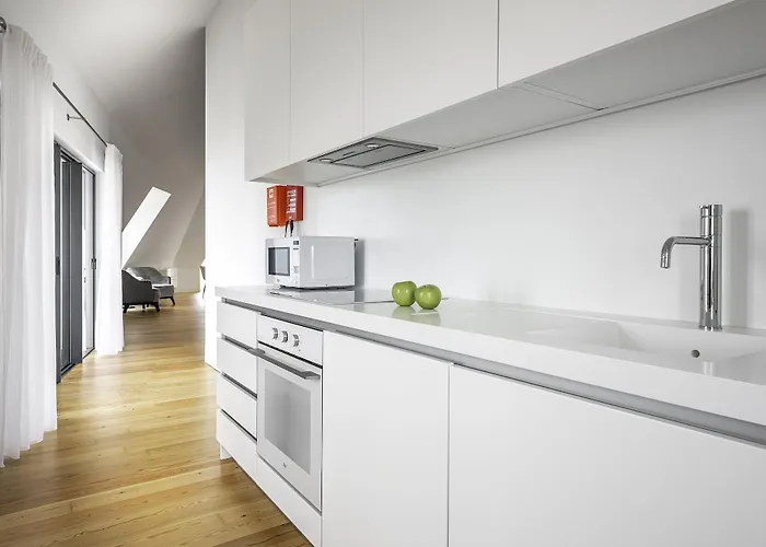 Tandem Palacio Alfama 4*