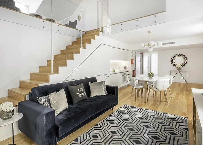 Tandem Palacio Alfama Aparthotel