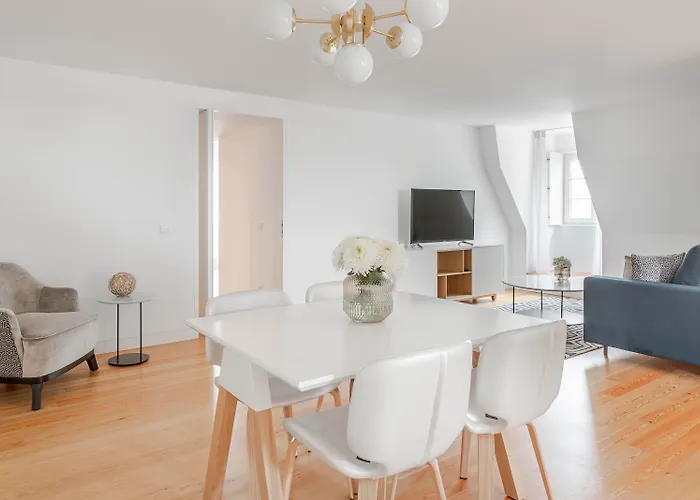 Tandem Palacio Alfama Aparthotel