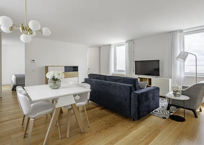 Tandem Palacio Alfama Lisbon