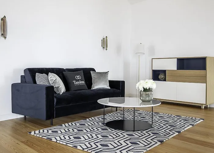 Tandem Palacio Alfama Lisbon