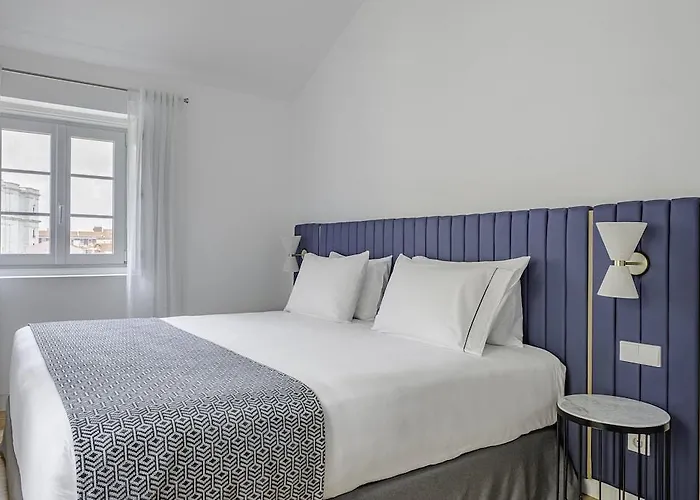 Tandem Palacio Alfama Aparthotel 4*