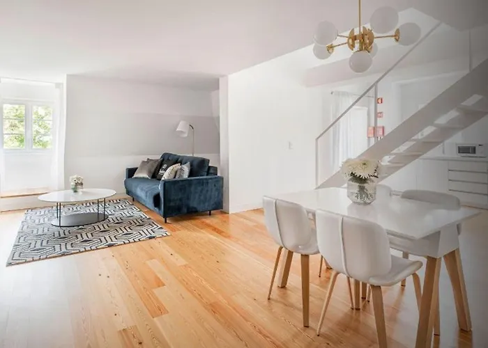 Tandem Palacio Alfama Aparthotel